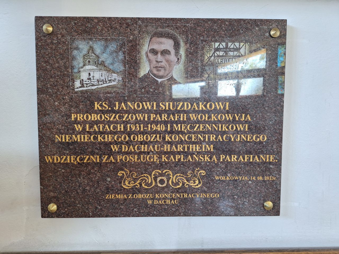 POSWIĘCENIE PAMIĄTKOWYCH TABLIC