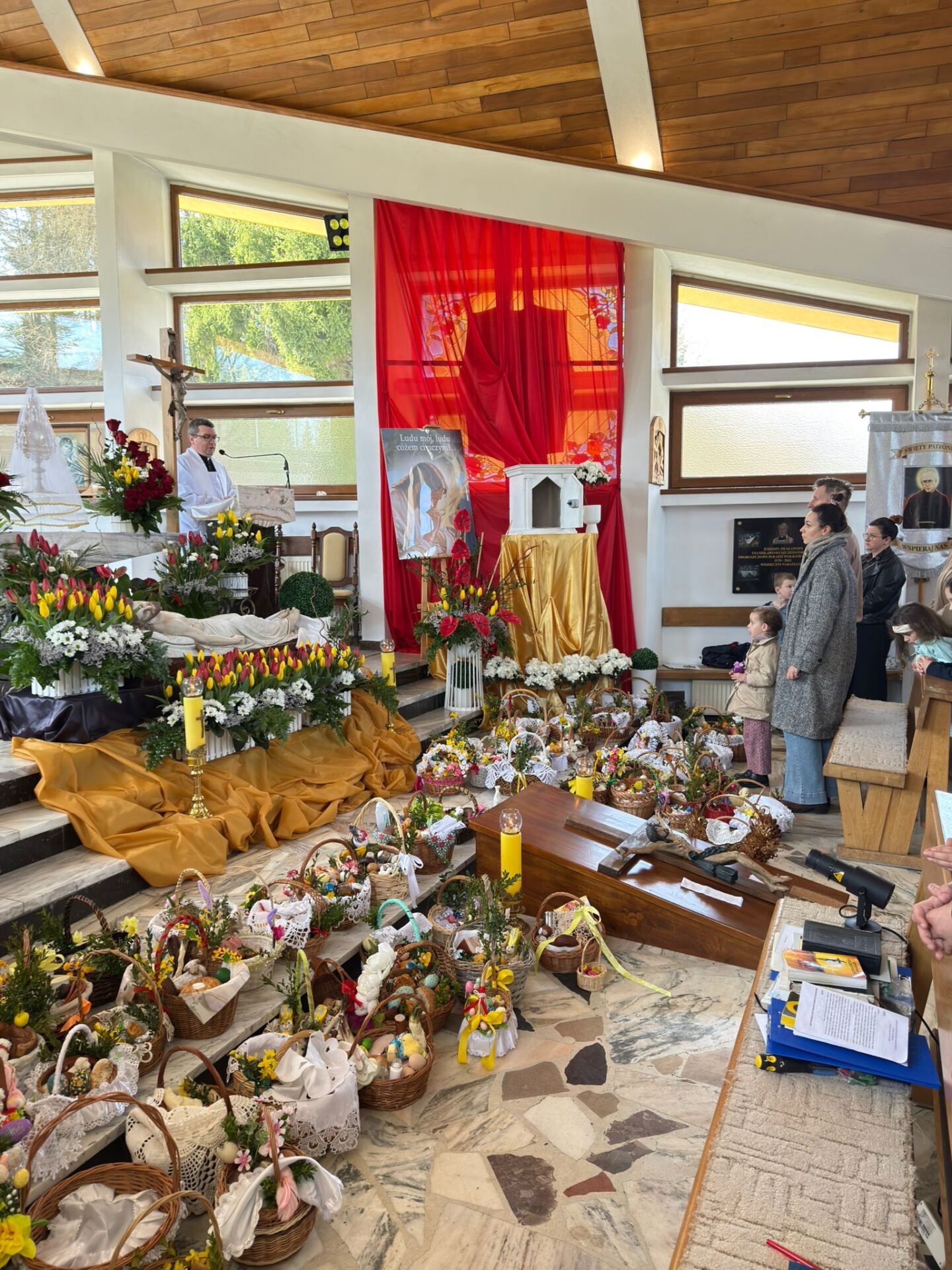 TRIDUUM PASCHALNE 2026